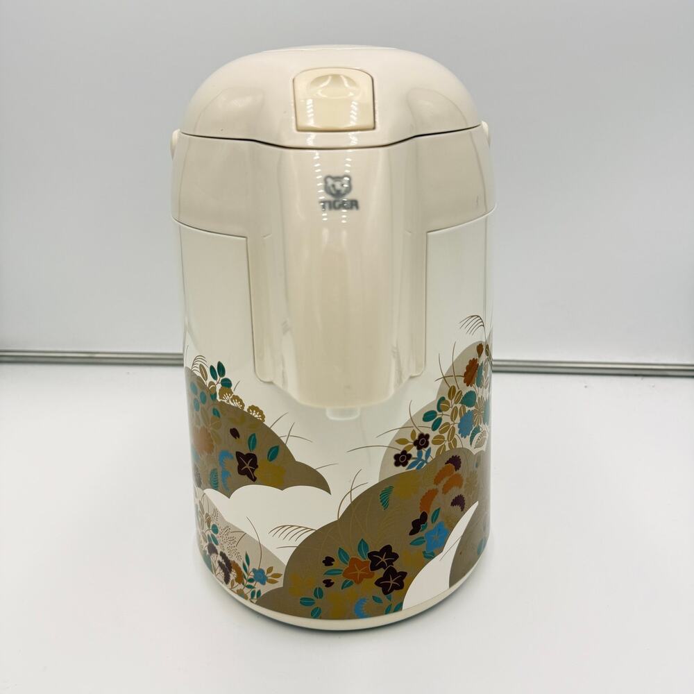 Vintage Tiger Corp Japanese Floral Pattern Insulated Tea Brewing Pot